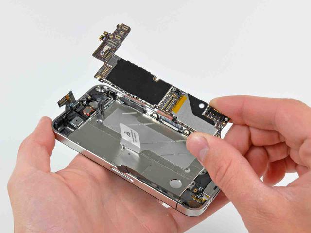 Фото 2. PC Angel проведет качественный ремонт Вашего смартфона