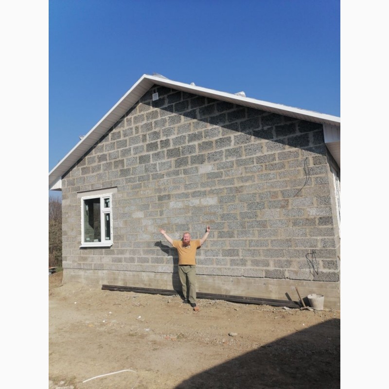 Фото 2. Оштукатуривание стен из арболит блока. Строительство дома из Арболитовых блоков