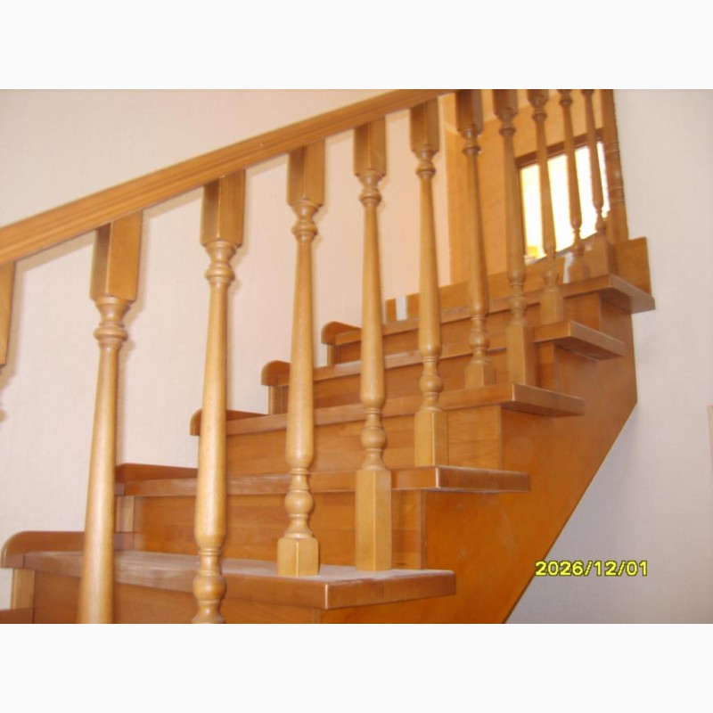 Фото 3. Деревянные лестницы