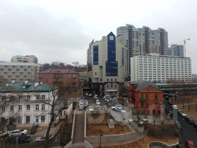 Фото 10. Здание в центре города - 6988 кв. м (парковка) во Владивостоке