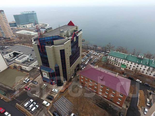 Фото 12. Здание в центре города - 6988 кв. м (парковка) во Владивостоке