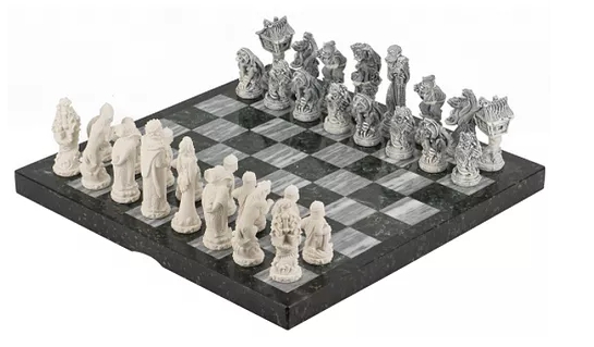 Шахматы с оригинальными фигурками
