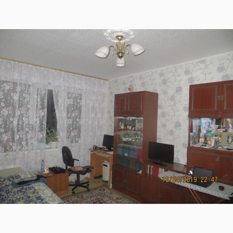 Фото 8. Продам трехкомнатную квартиру на Юго-Западном жилмассиве, г.Новосибирск