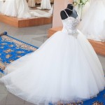 Дизайнерское свадебное платье со шлейфом