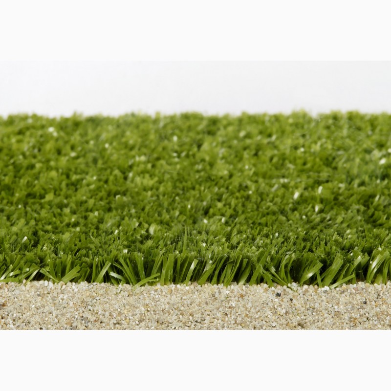 Фото 12. Искусственная трава – идеальное решение для спортивных школьных и детских площадок