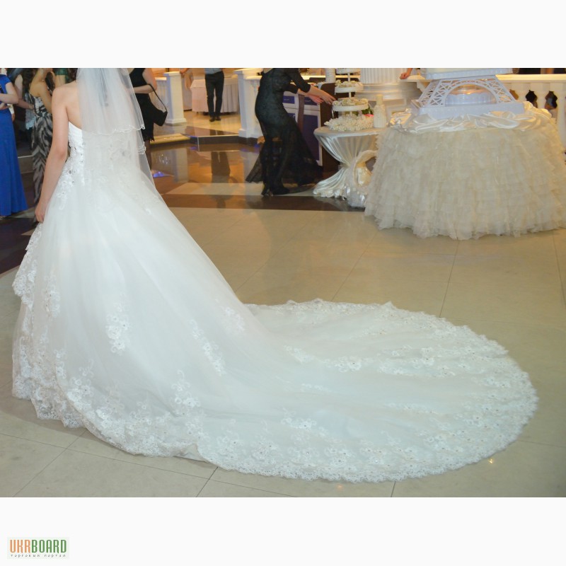 Фото 2. Продам свадебное платье б/у