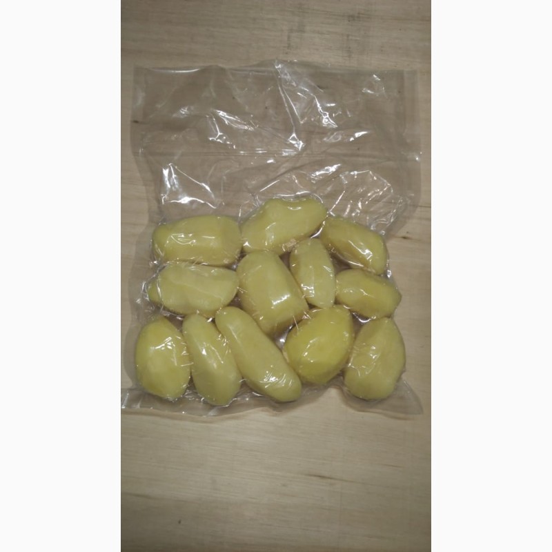 Фото 3. Овощи очищенные в вакуумной упаковке (картофель, лук, морковь, чеснок, свекла)