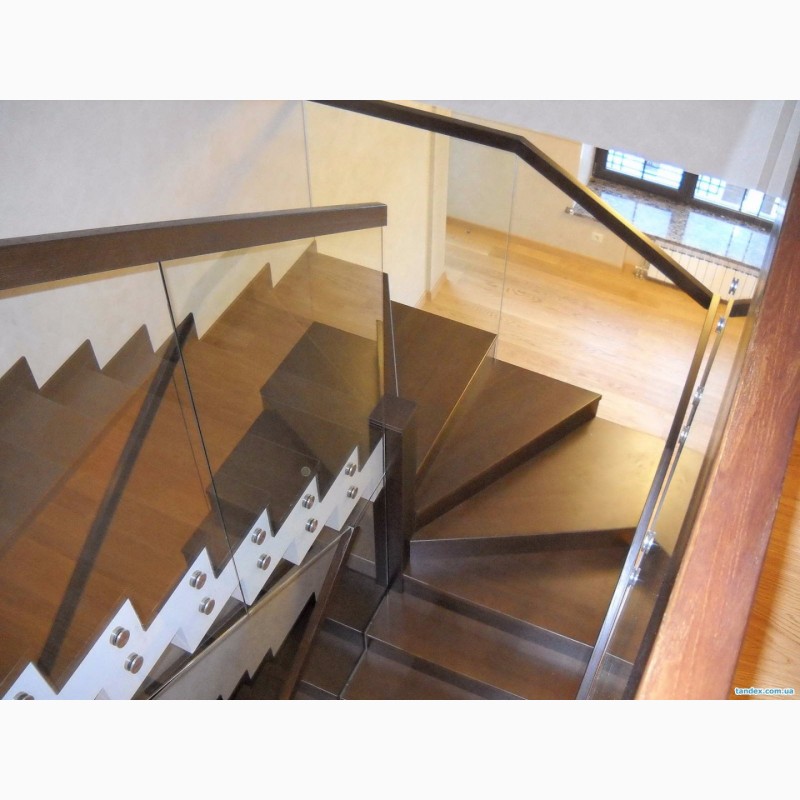 Фото 7. Лестницы на метллокаркасе точность менее 1мм