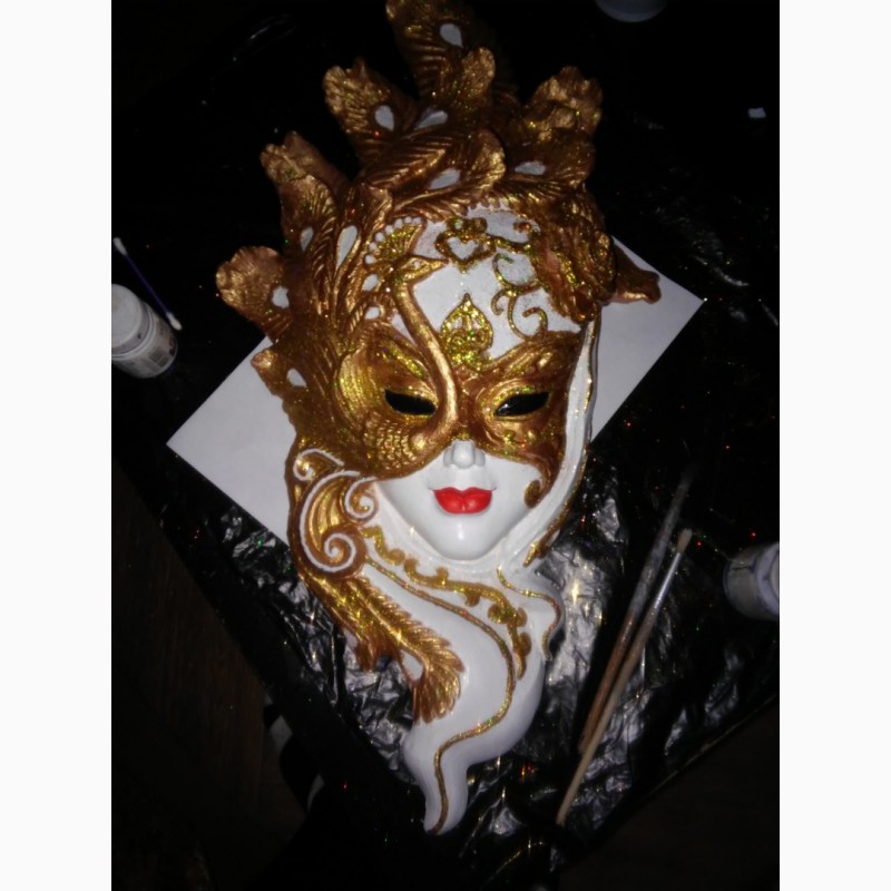 Фото 4. Венецианская маска Павлин