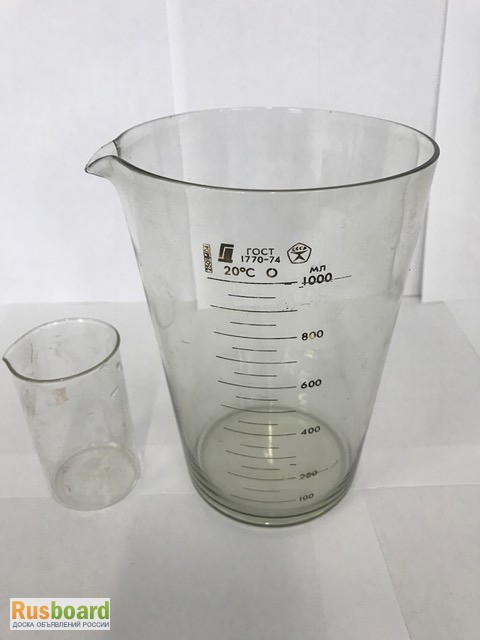 Фото 4. Лабораторная посуда из стекла и фарфора с хранения