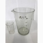 Лабораторная посуда из стекла и фарфора с хранения