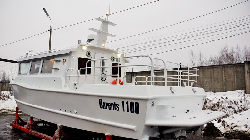 Фото 3. Морской скоростной водометный катер Баренц 1100