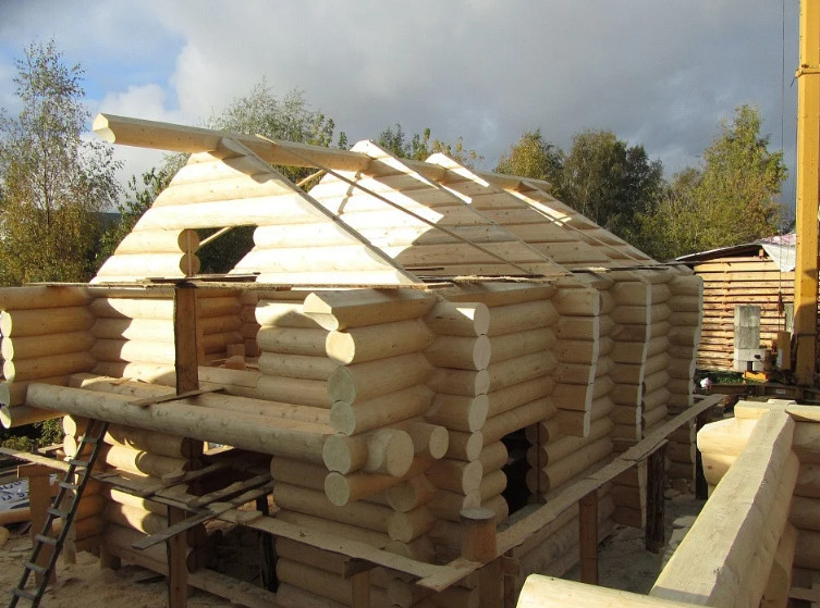 Фото 2. Строительство деревянных домов бань фундаменты